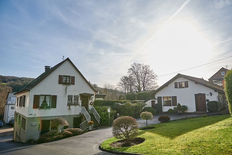 Seltene Gelegenheit: Drei Wohnhäuser im attraktiven Immobilienpaket